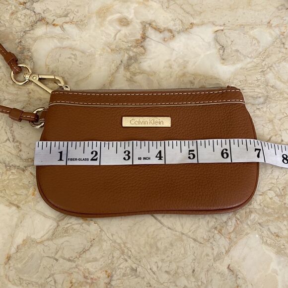 Calvin Klein Leather Wristlet Wallet - Picture 11 of 12